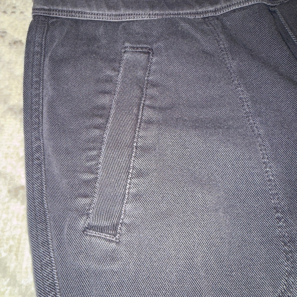 James Perse - Picture 3 of 9